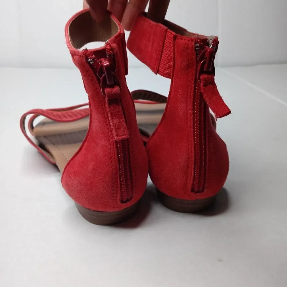 Isaac Mizrahi red ankle strap sandals size 8